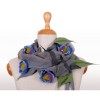 Szary i błękitne kwiaty - szalik, naszyjnik, szalik filcowy, zamotka